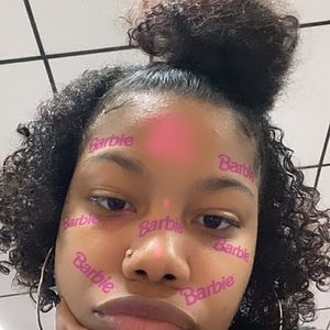 Meet your Posher, Jamilah